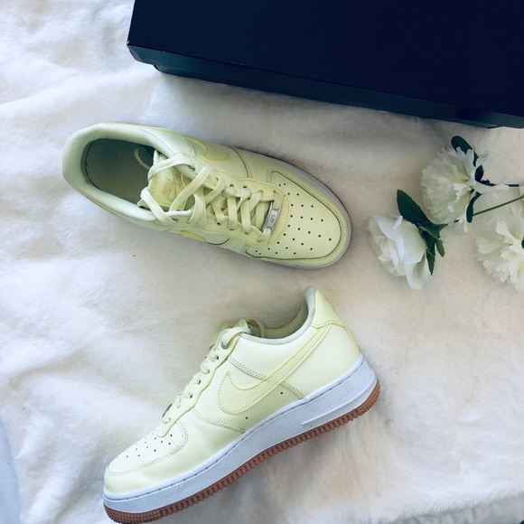 Nike Air Force 1. Wmn Sz 8.5. Fantastic condition - Picture 11 of 16